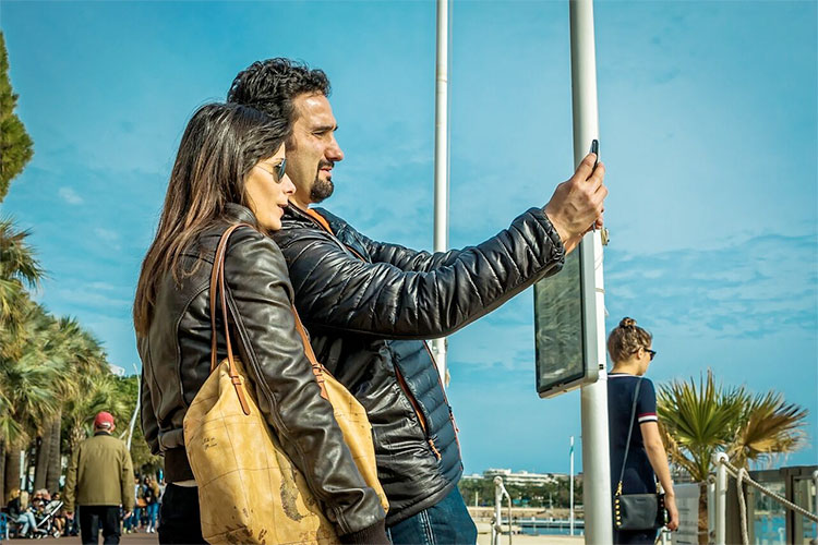 Phubbing and your Partner