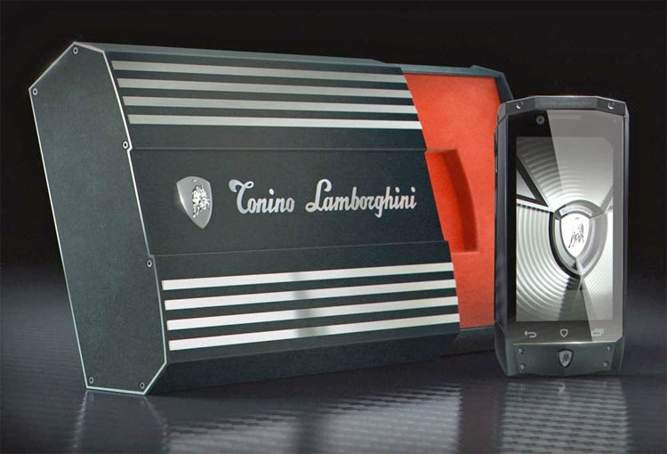 Antares, the cell phone by Lamborghini