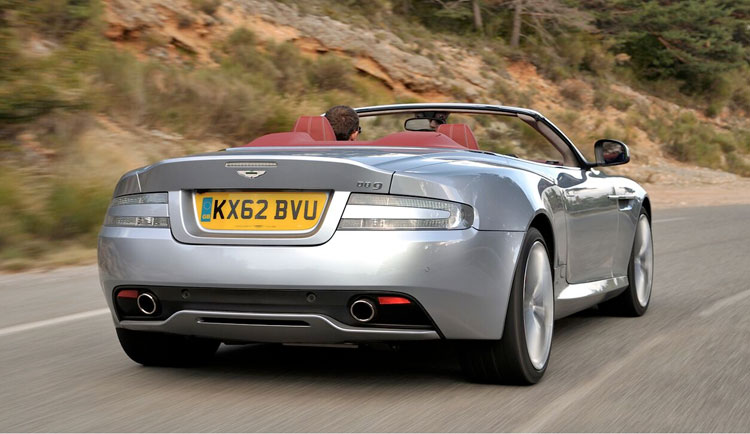 Aston Martin DB9 GT
