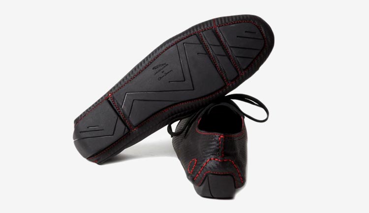 Colección Jaguar de Oliver Sweeney: calzado exclusivo para el conductor del F-Type de Jaguar Jaguar de Oliver Sweeney