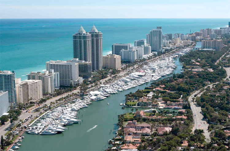Miami International Boat Show 2014