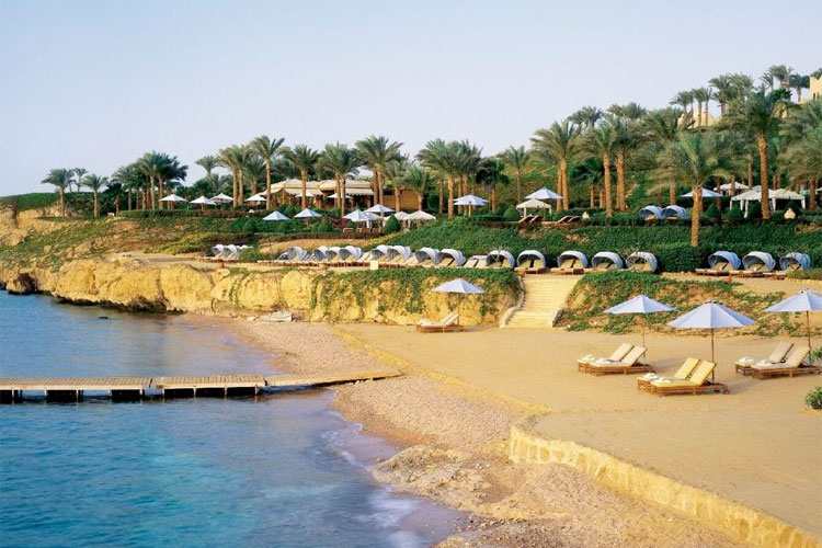 Four Seasons Resort, Egipto. Uno de los destinos para bucear, de lujo.