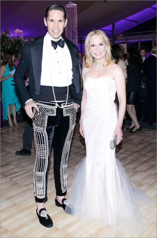 Di Mondo, Gillian Miniter