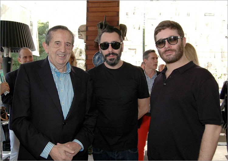 Fermín Lucas, Director General de IFEMA junto a los diseñadores Juanjo Oliva & Jeff Bargues