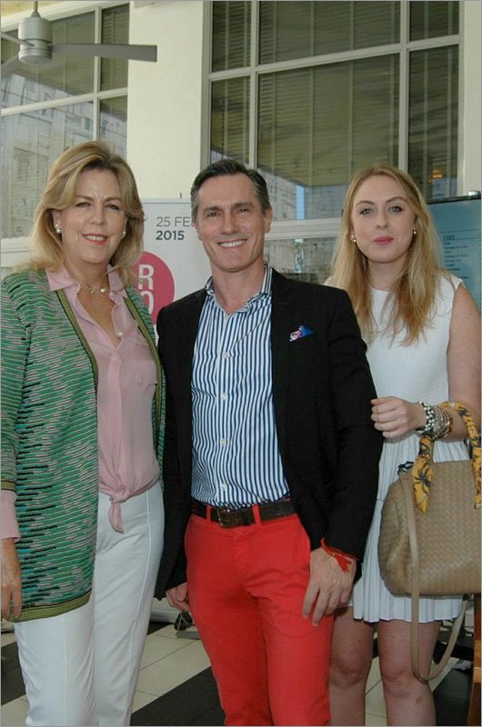 Ana María Castro, Roberto Cioci, Annie Holguín