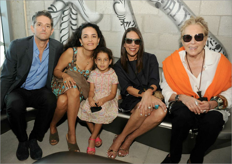 Walid, Suzy & Elahe Wahab, Sam Robin, Iran Issa-Khan