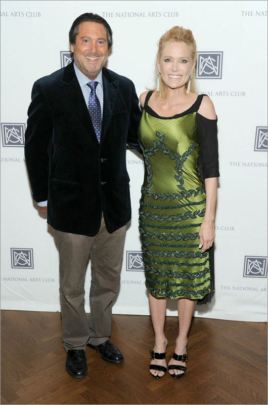 Inauguración de la exposición Charles James: Beneath the Dress