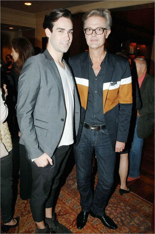 Cocktail de celebración del lanzamiento de FEED Supper