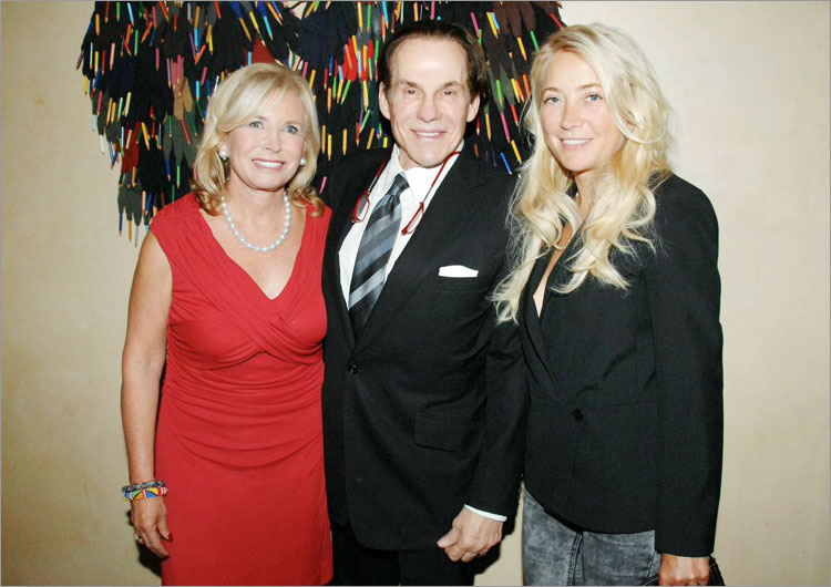 Cocktail de celebración del lanzamiento de FEED Supper