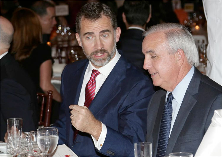 Gala y celebración del V Centerario de Florida. Presentación del Premio Ponce de Leon al Dr. Eduardo Padrón