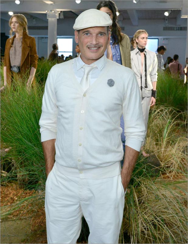 Hanley Mellon presenta su colección Primavera 2015