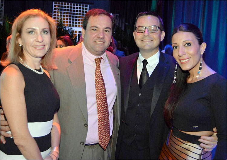 Emilia de Betancourt, Guillermo Betancourt, Jason Gilg & Roxana Frontini Emilia de Betancourt, Guillermo Betancourt, Jason Gilg & Roxana Frontini