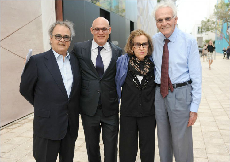 Carlos de la Cruz, Craig Robbins, Rosa de la Cruz, Norman Braman