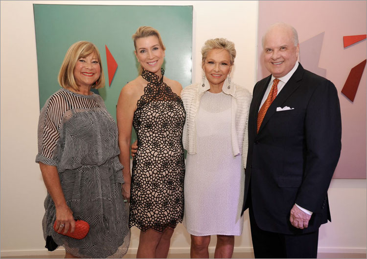 Maggie de Corral, Lisa van Walleghem, Irene Zingg, Jim Butler Maggie de Corral, Lisa van Walleghem, Irene Zingg, Jim Butler