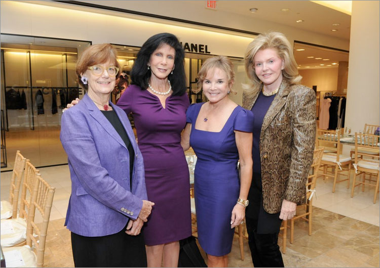 Almuerzo de presentación de Venus Orbit Group, organización filantrópica creada por mujeres