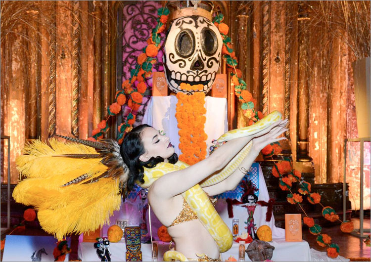 Encantadora de serpientes