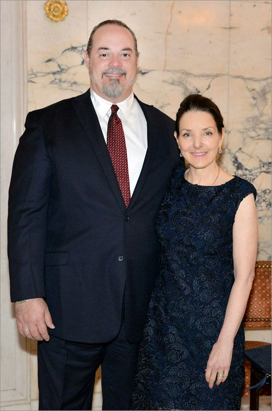 Jorge Pulido, Dr. Mary Pulido