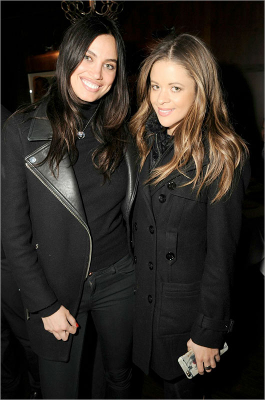 Alina Buscau, Nikolette Noel