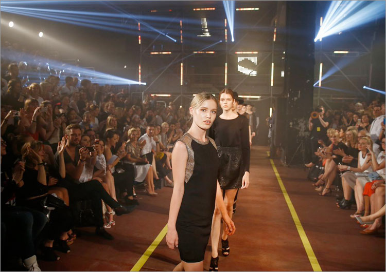 Reserved Celebración del lanzamiento en Alemania. Let’s Fashion Party