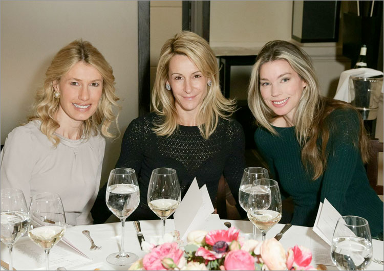 Claudia Overstrom, Lisa Errico, Alexandra Lind Rose