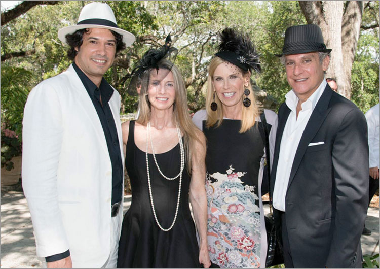 Roberto Sánchez, Nancy Vole, Nancy Batchelor & Michael Raynes