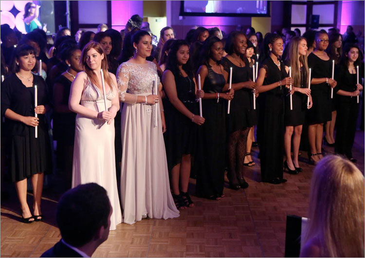Women of Tomorrow Gala Anual Women of Tomorrow