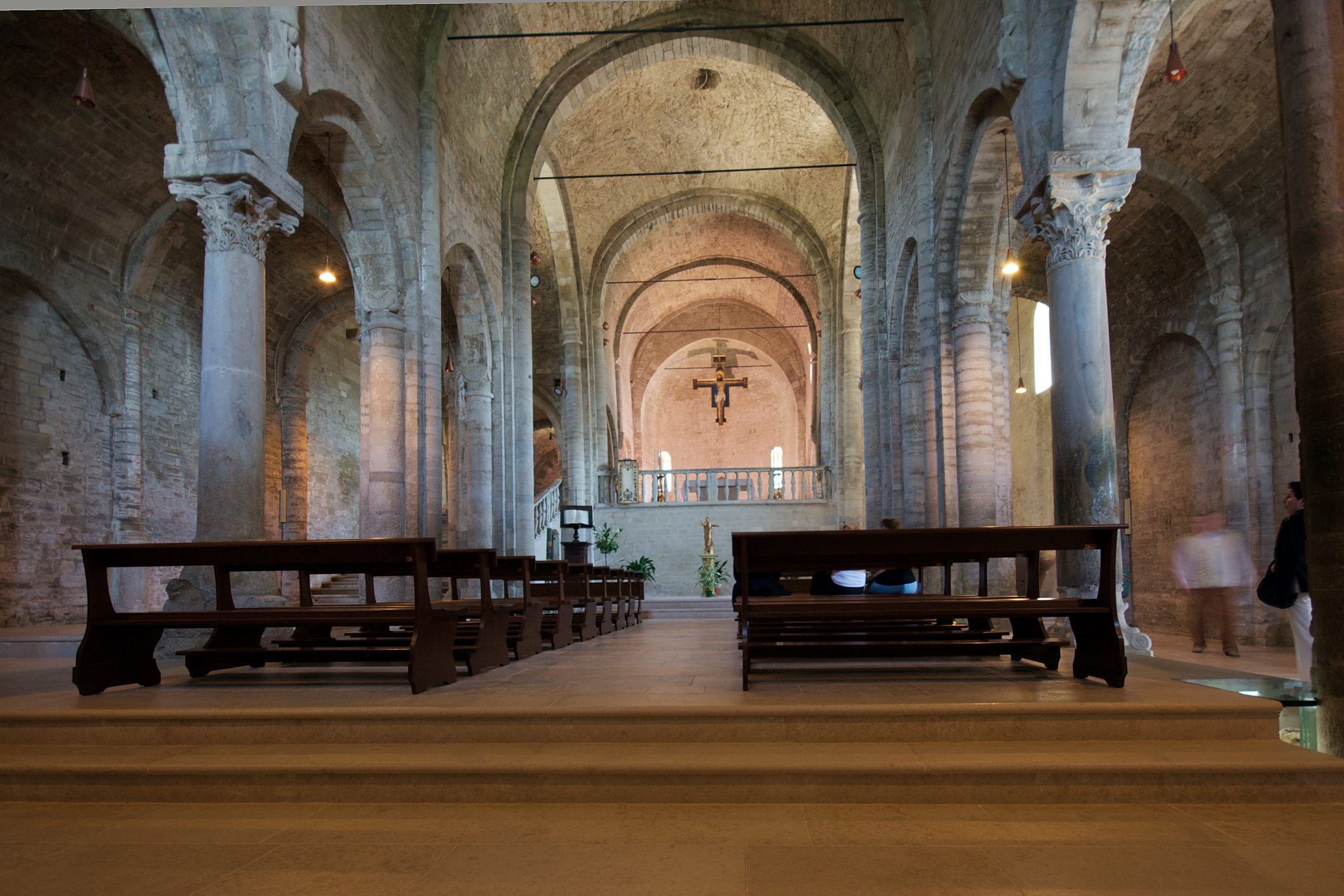 San Leo Cathedral (Photo: Wikimedia)