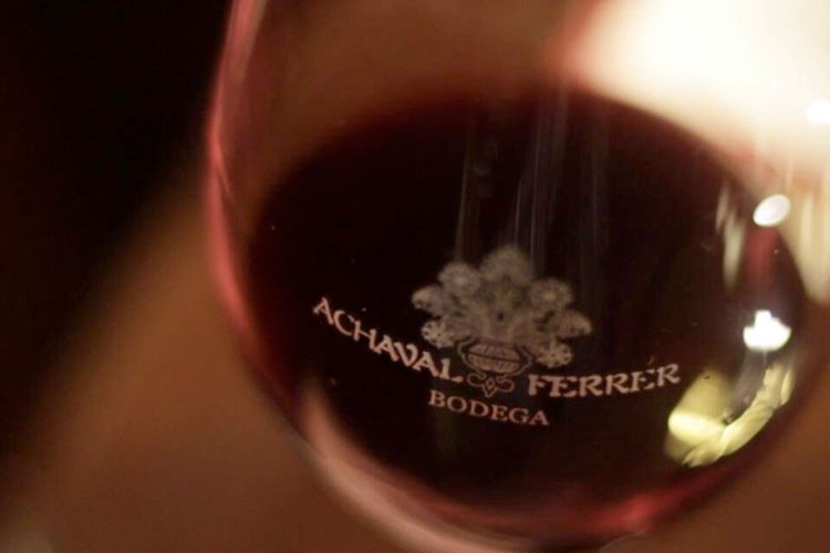 vino argentino, malbec argentino, vino argentino con 5 estrellas decanter, achaval ferrer, finca altamira malbec, santiago achával, manuel ferrer, tiziano siviero, diego rosso y roberto cipresso