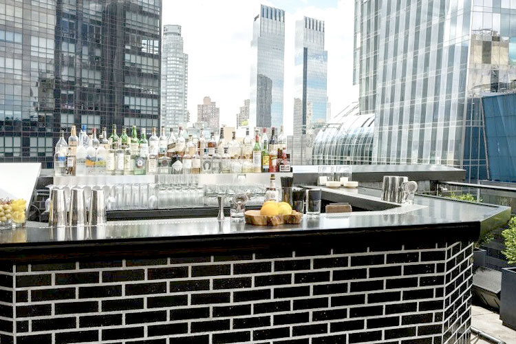 best rooftop bars in new york, new york rooftops, luxury bars, high-end bars