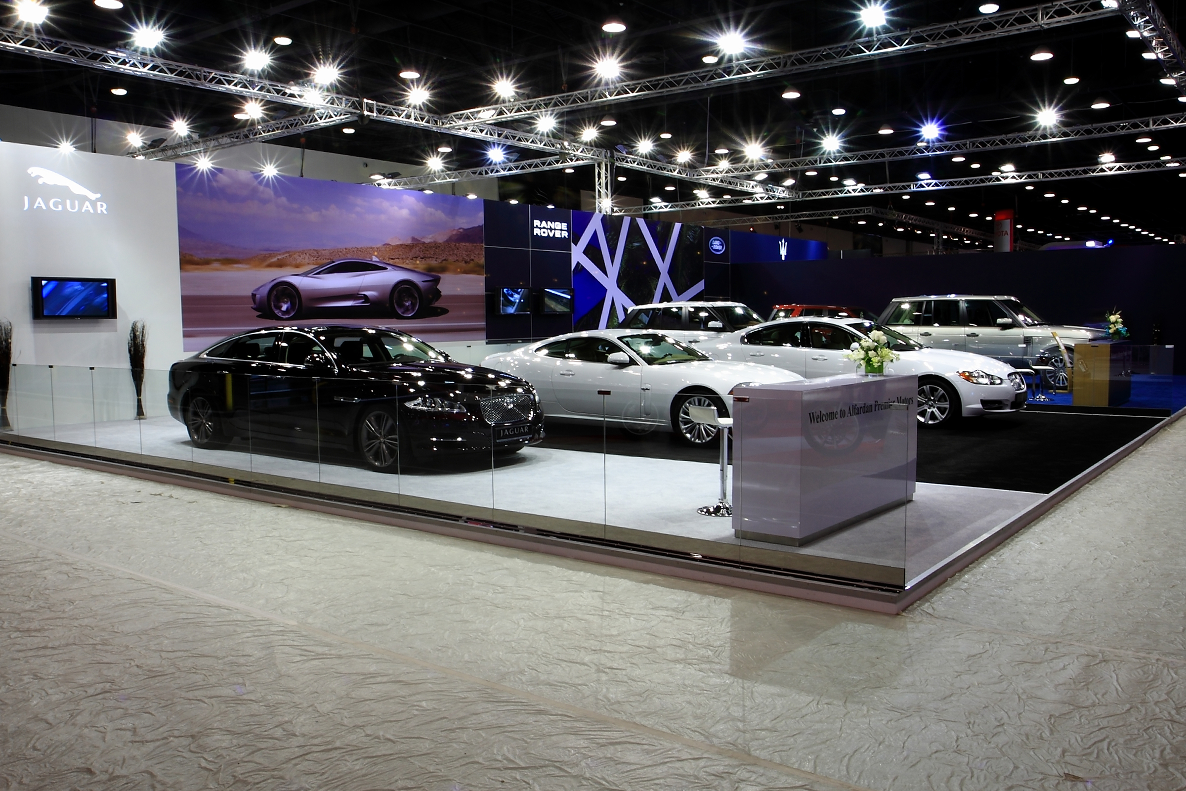Jaguar at the Qatar Motor Show 5420798429