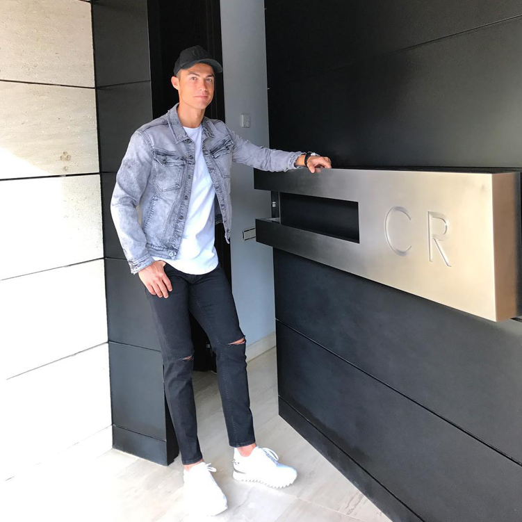 Un paseo por la mansión de Cristiano Ronaldo en Madrid