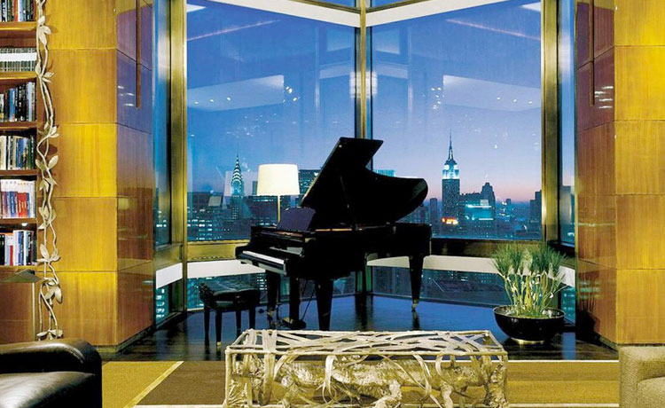 best hotel suites in the world, most expensive suites in the world, luxury suites, top 10 hotel suites, royal penthouse suite, hotel president wilson geneva, shahi mahal suite, hotel raj palace jaipur, ty warner penthouse suite, hotel four seasons, nueva york, sky villa palms, casino resort las vegas, royal suite st. regis saadiyat island resort, abu dabi, penthouse suite at hotel four season george v, parís