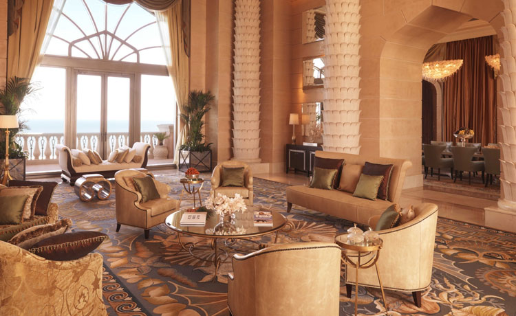 best hotel suites in the world, most expensive suites in the world, luxury suites, top 10 hotel suites, royal penthouse suite, hotel president wilson geneva, shahi mahal suite, hotel raj palace jaipur, ty warner penthouse suite, hotel four seasons, nueva york, sky villa palms, casino resort las vegas, royal suite st. regis saadiyat island resort, abu dabi, penthouse suite at hotel four season george v, parís