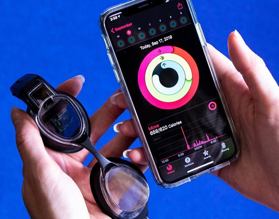 Gafas y aplicación de smartphone de Form Swim